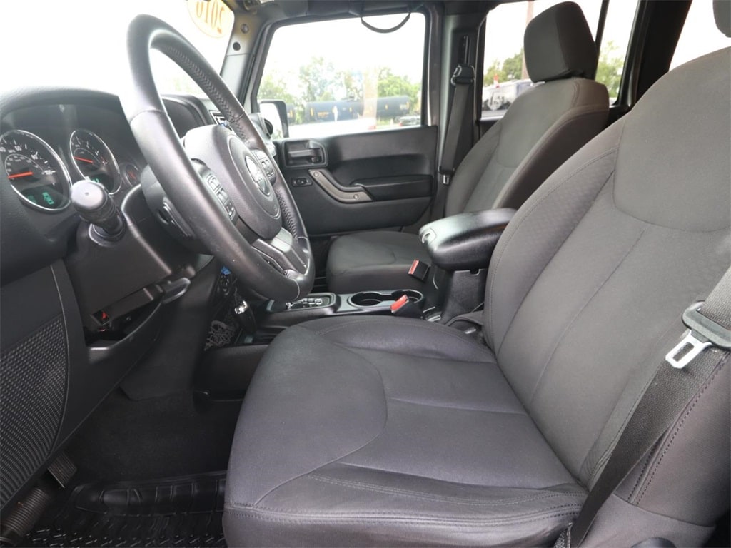 Used 2016 Jeep Wrangler Unlimited Sport SUV