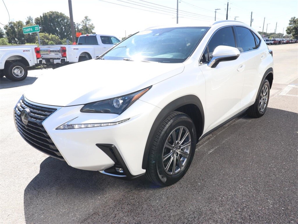 2020 Lexus NX 300 photo 2