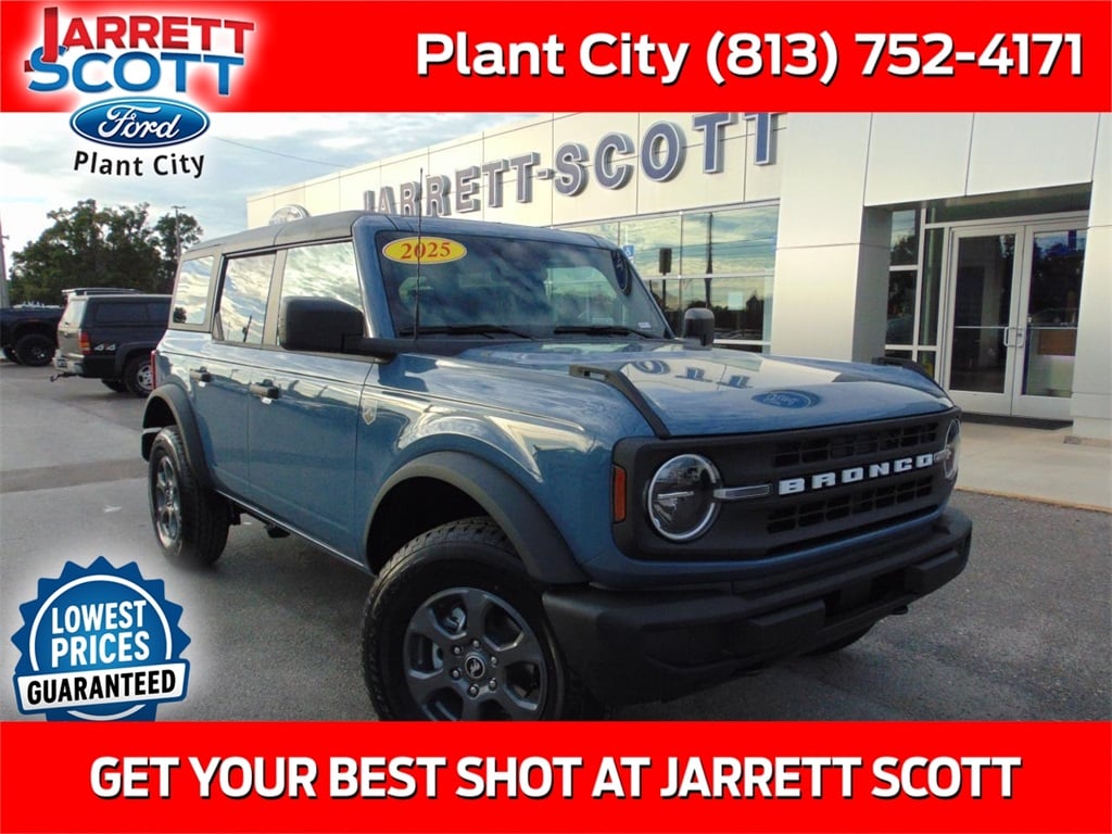 2025 Ford Bronco 4-Door Big Bend's photo