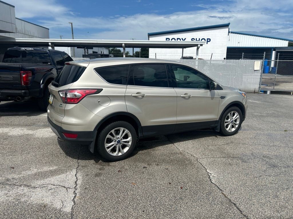 Used 2017 Ford Escape SE SUV