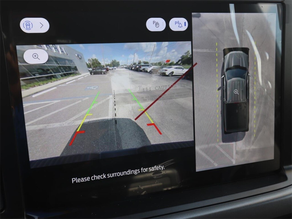 2025 Ford F-150 XLT photo 2