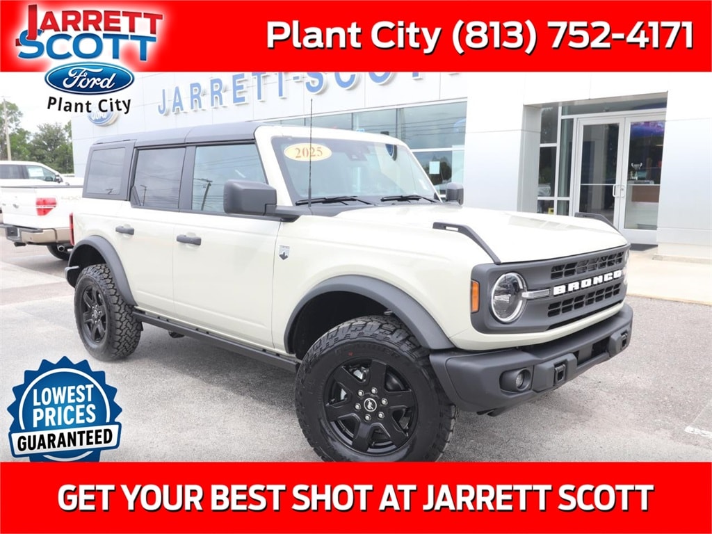 2025 Ford Bronco 4-Door Big Bend's photo