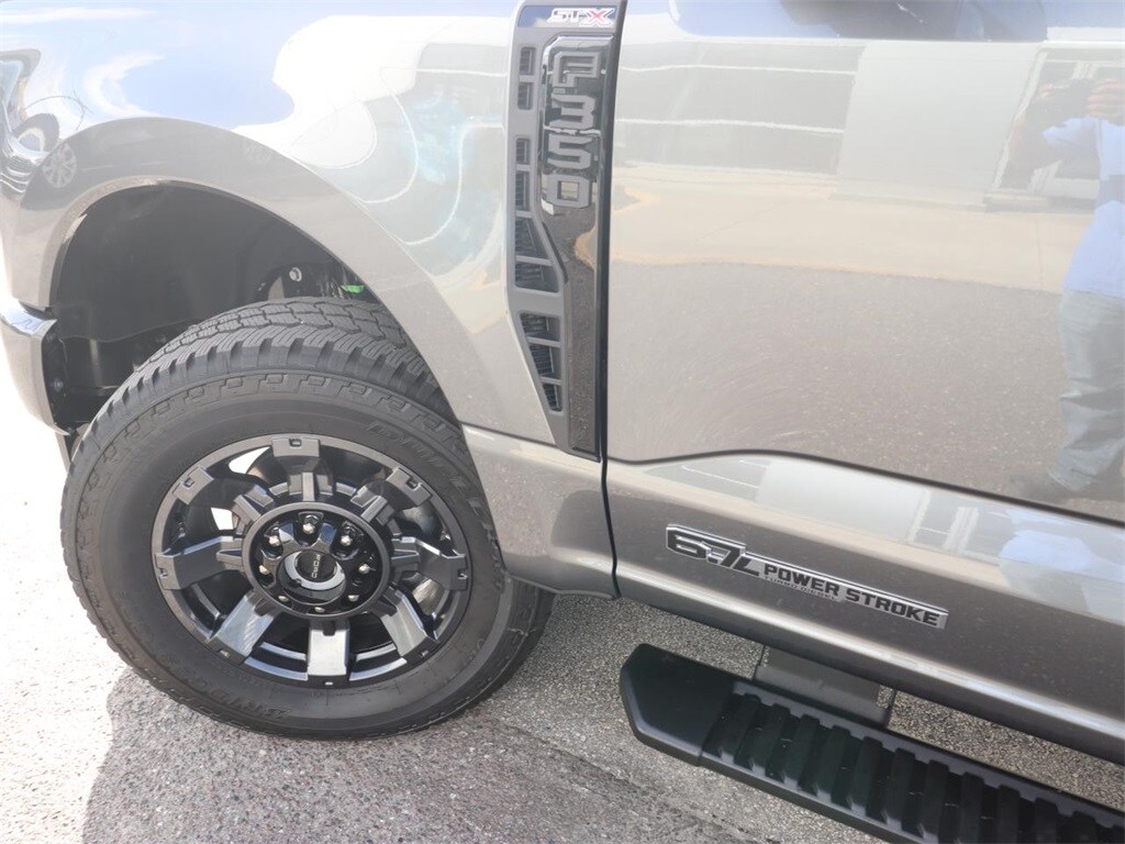 2026 Ford F-350 XL photo 4