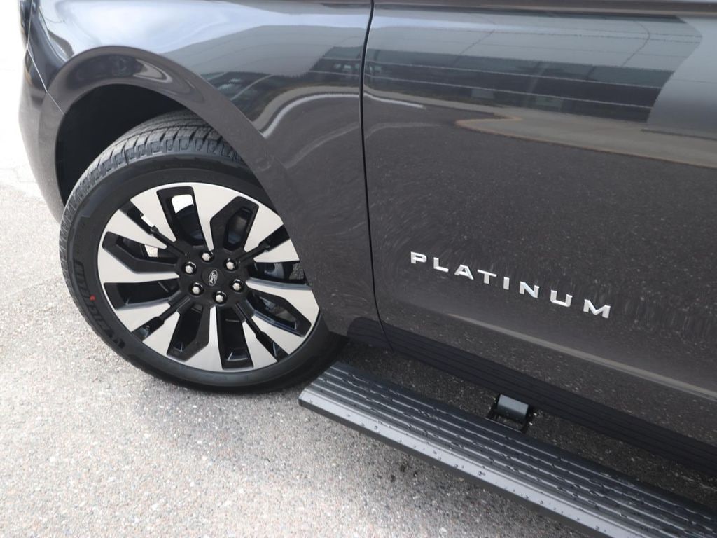 New 2026 Ford Expedition Platinum SUV