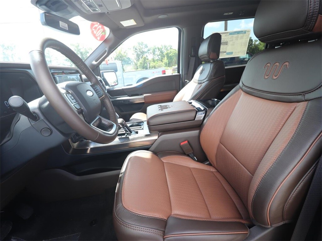 2025 Ford F-150 King Ranch photo 2