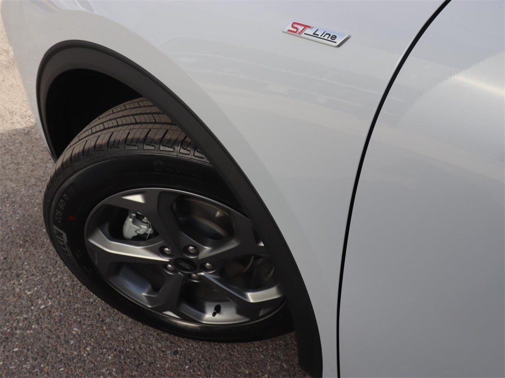 New 2026 Ford Escape ST-Line SUV
