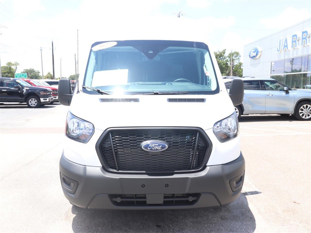 2025 Ford Transit Cargo Van photo 3