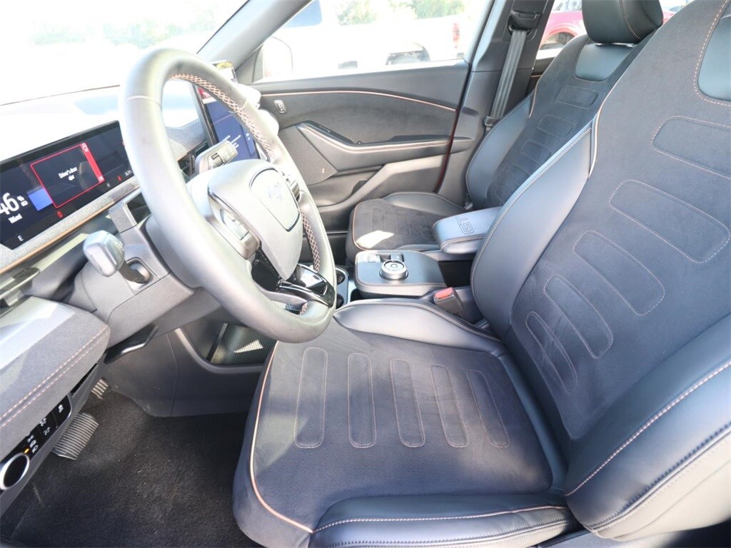 2023 Ford Mustang Mach-E GT photo 2