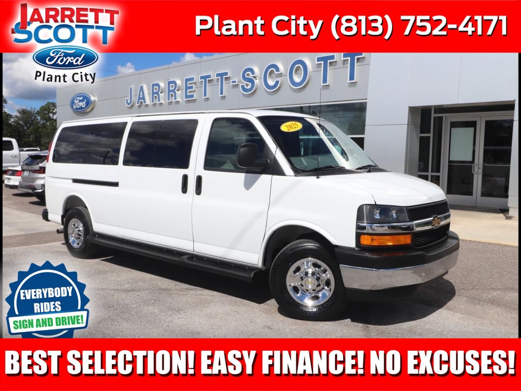 2025 Chevrolet Express Passenger