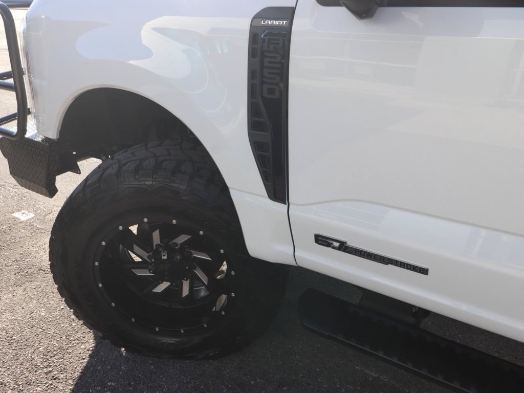 New 2024 Ford F-250 Lariat Truck