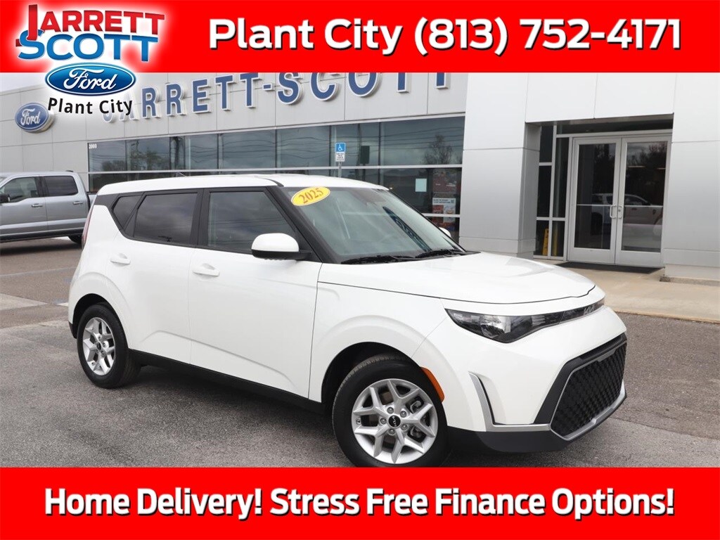 Certified 2025 Kia Soul LX Hatchback