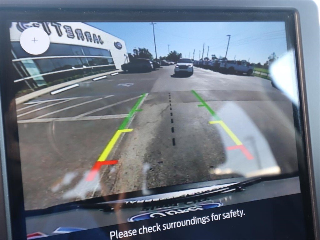 2022 Ford Edge Titanium photo 4