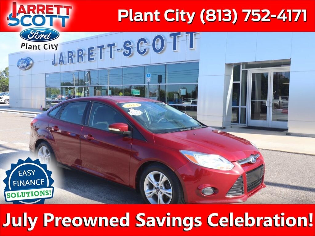 Used 2014 Ford Focus SE Sedan