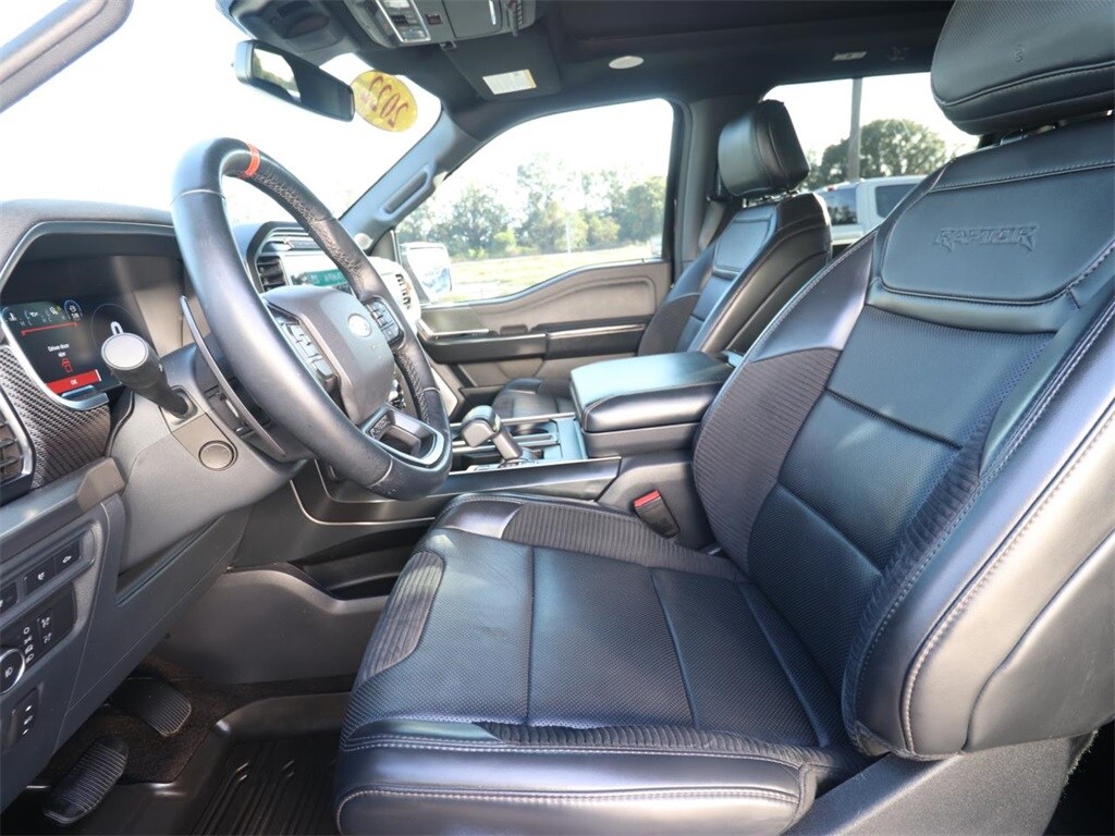 2022 Ford F-150 Raptor photo 2