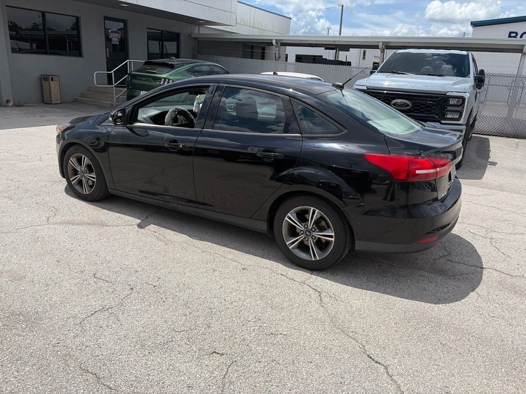 Used 2016 Ford Focus SE Sedan