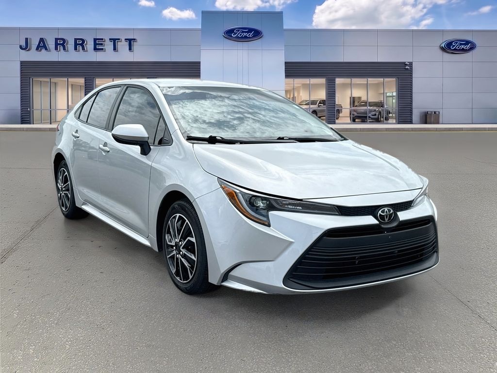 Certified 2023 Toyota Corolla LE Sedan