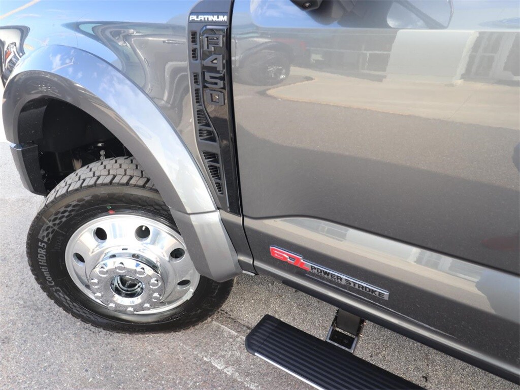 New 2026 Ford F-450 Platinum Truck