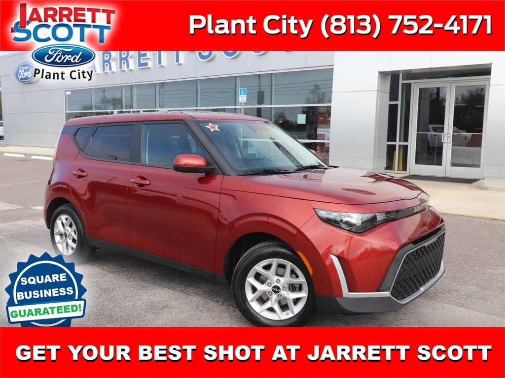 Certified 2025 Kia Soul LX Hatchback