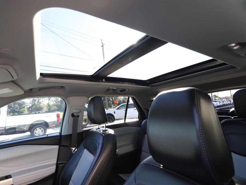 Certified 2022 Ford Explorer XLT SUV