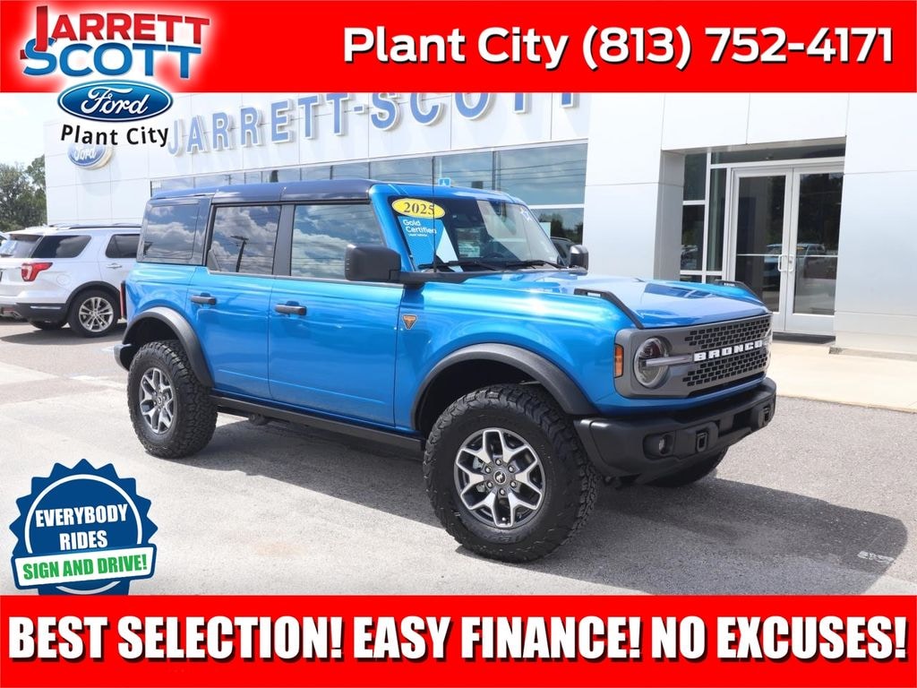 Certified 2025 Ford Bronco Badlands SUV