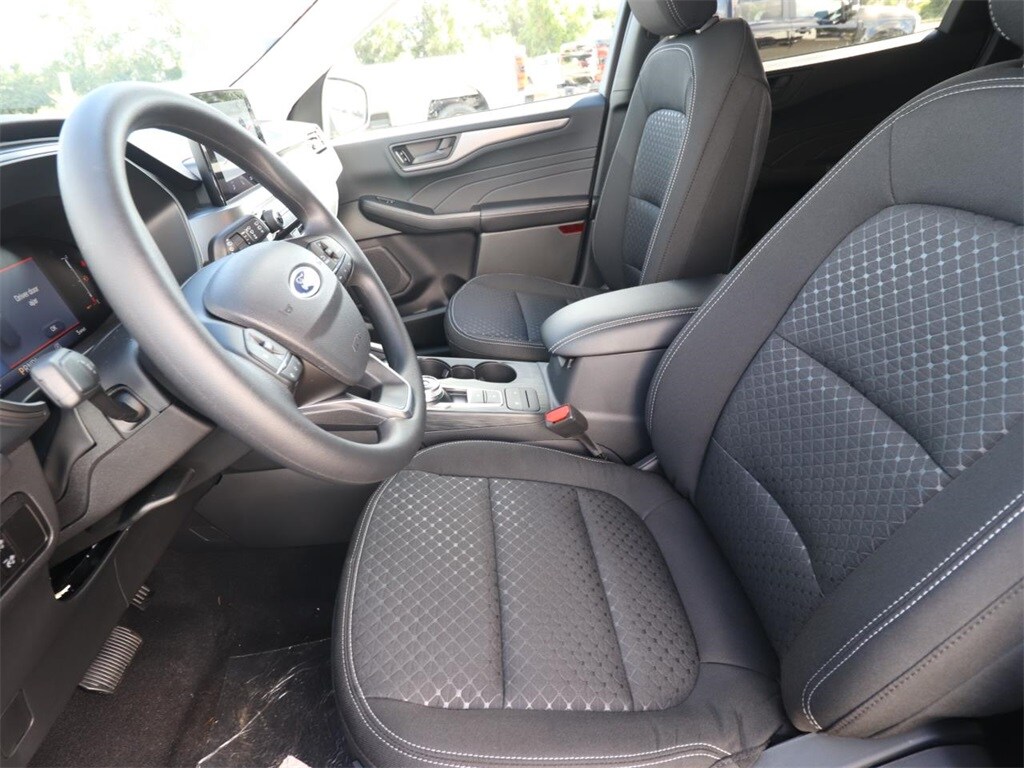2026 Ford Escape Active photo 2