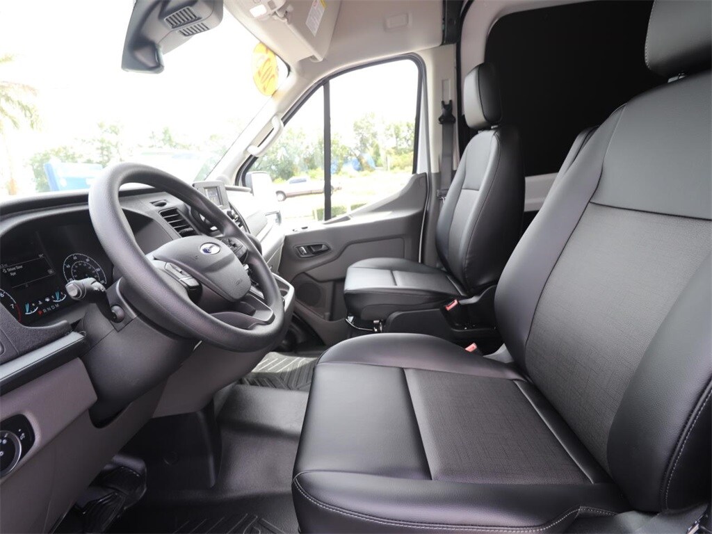 2025 Ford Transit Cargo Van photo 2