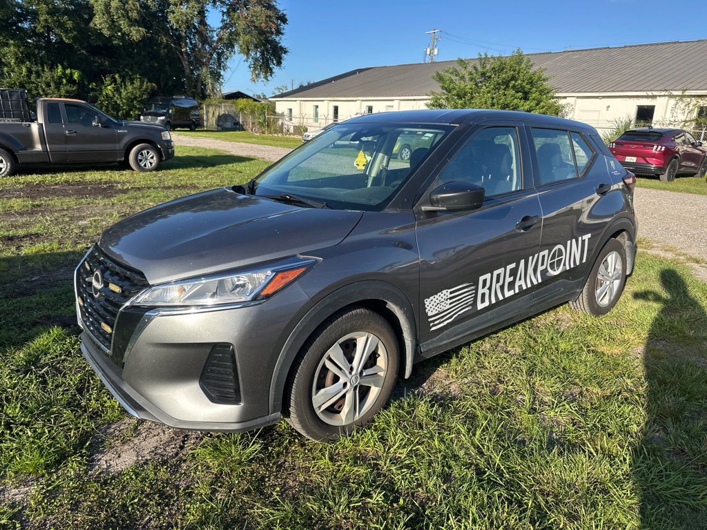  Nissan Kicks