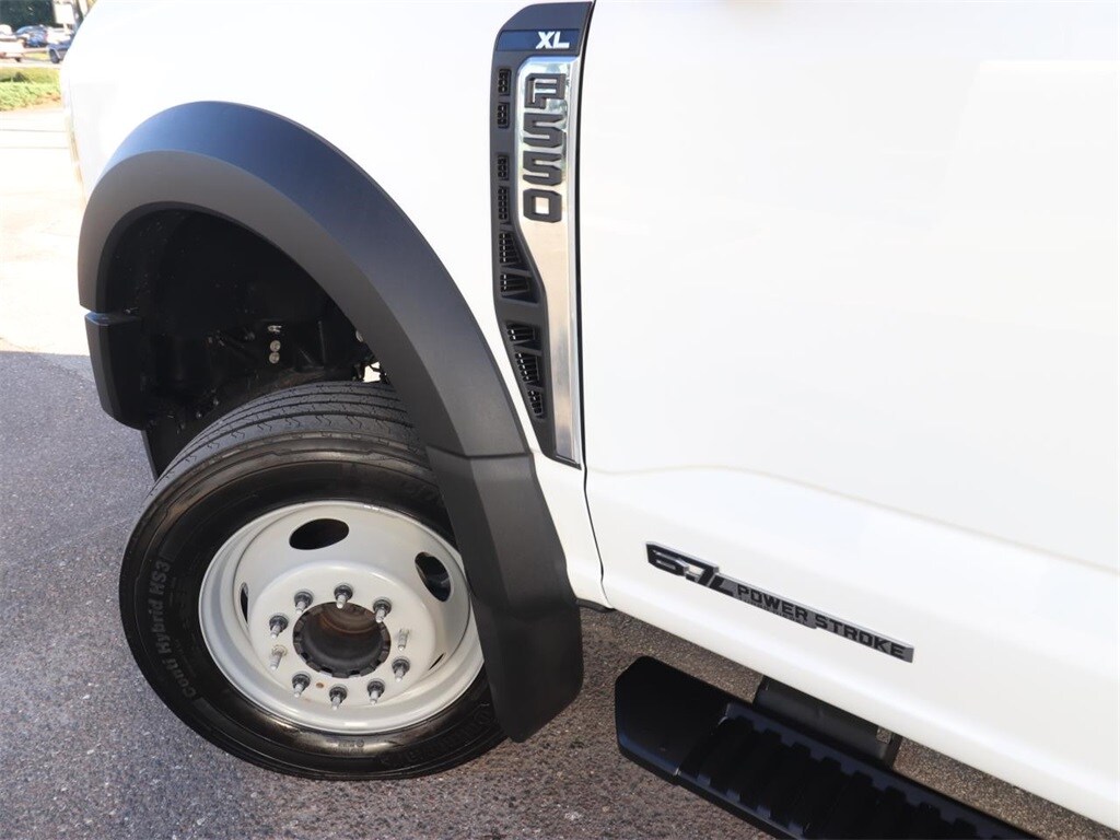 2023 Ford F-550 XL photo 3