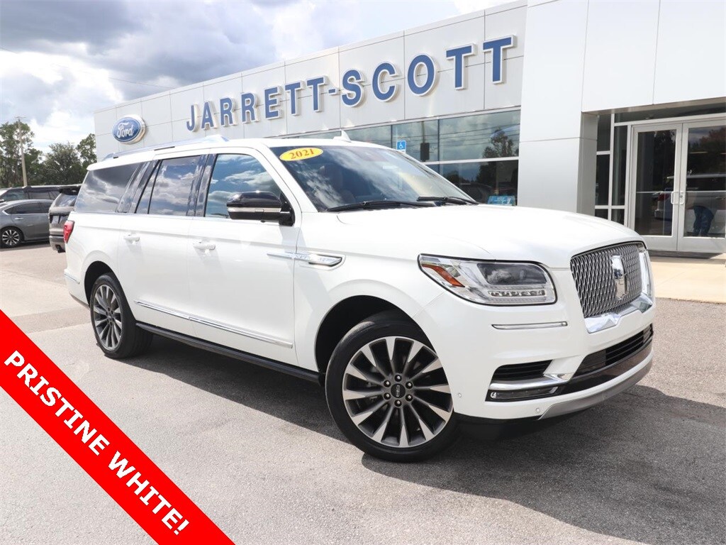 2021 Lincoln Navigator L Reserve photo 2
