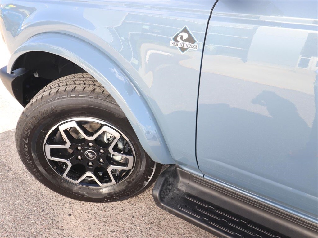 New 2025 Ford Bronco Outer Banks SUV