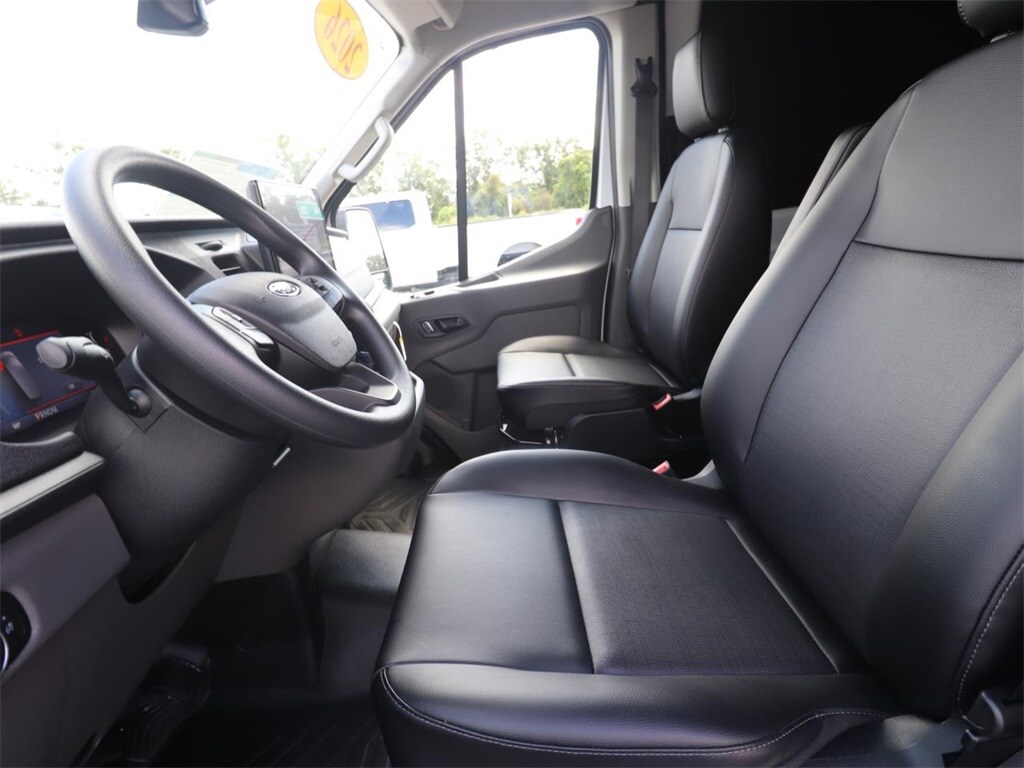 2026 Ford Transit Cargo Van photo 2
