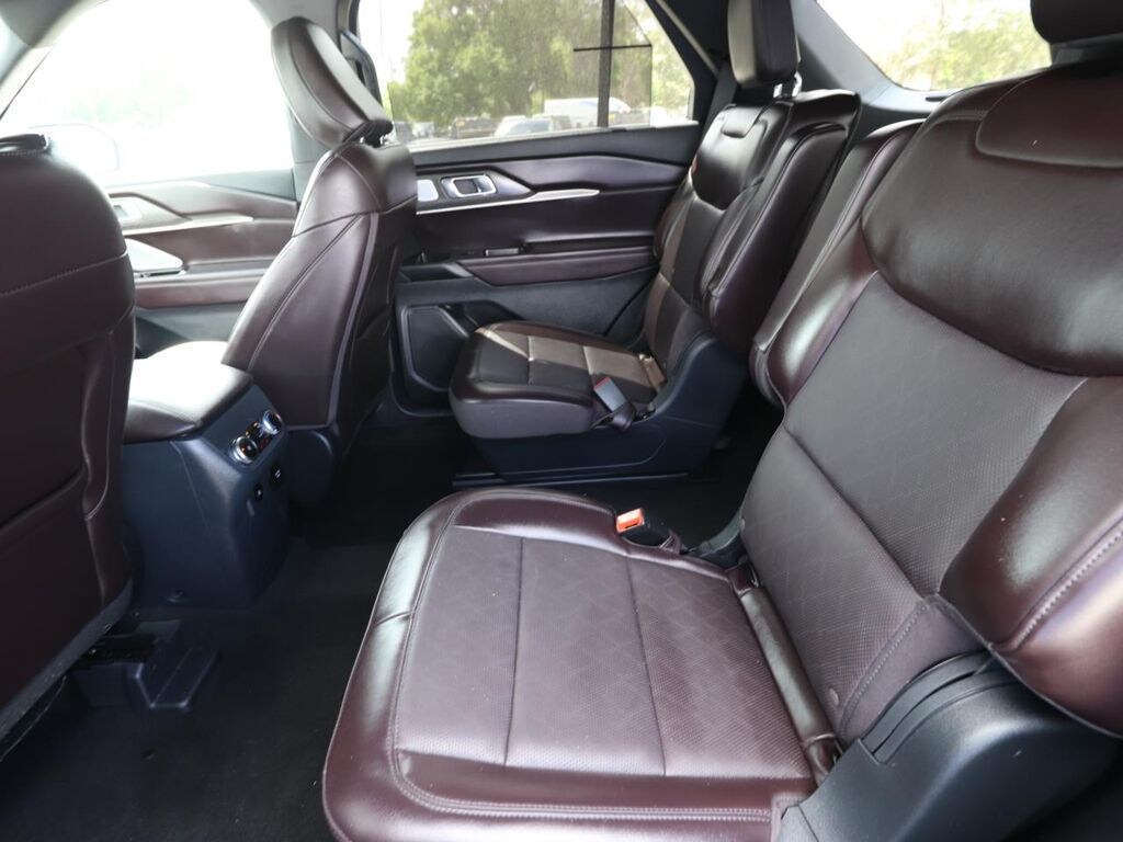 Certified 2025 Ford Explorer Platinum SUV