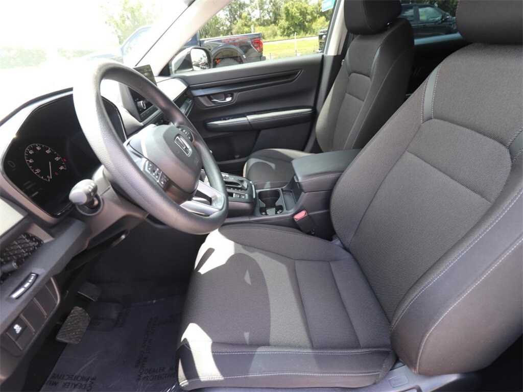 2024 Honda CR-V LX photo 2