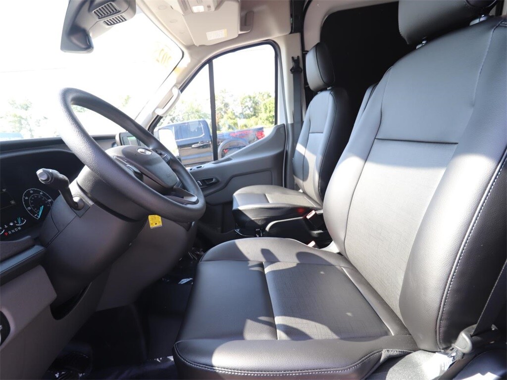 2025 Ford Transit Cargo Van photo 2