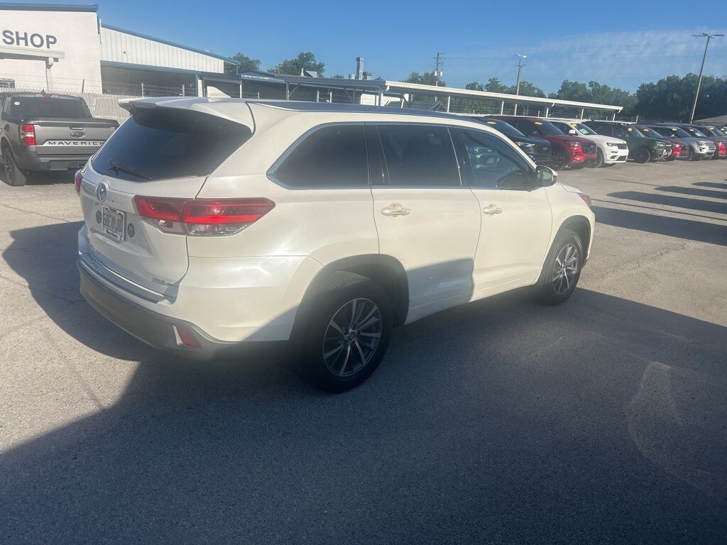 Certified 2017 Toyota Highlander XLE SUV