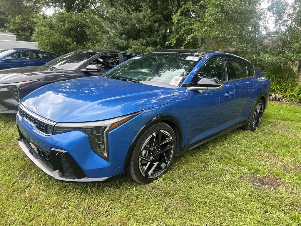 Certified 2025 Kia K4 GT-Line Sedan