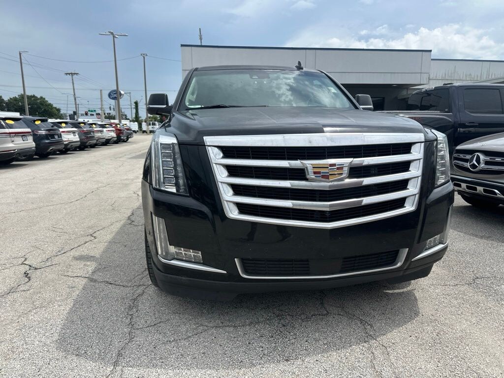 Used 2017 Cadillac Escalade Premium Luxury SUV