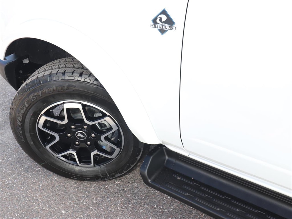 New 2025 Ford Bronco Outer Banks SUV