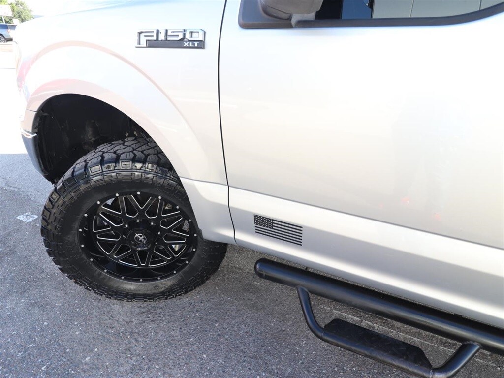 2019 Ford F-150 XLT photo 3