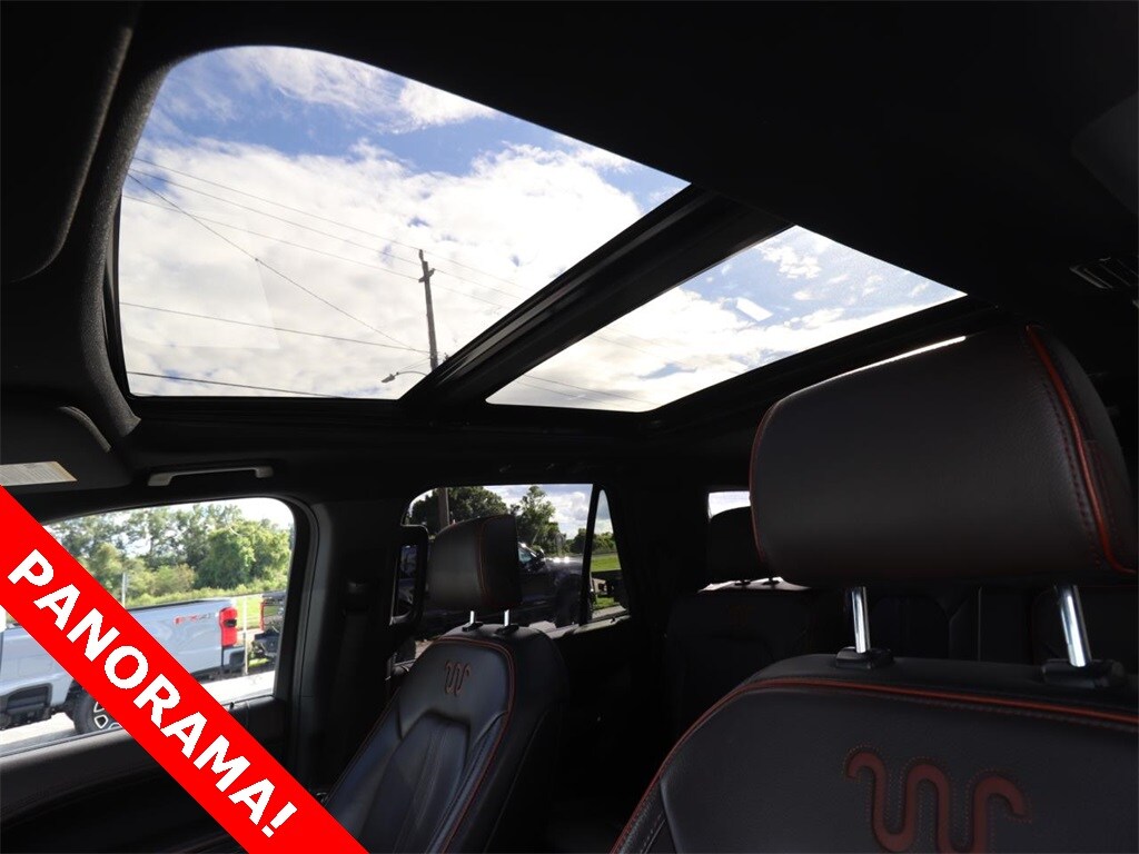 2020 Ford Expedition MAX King Ranch photo 3