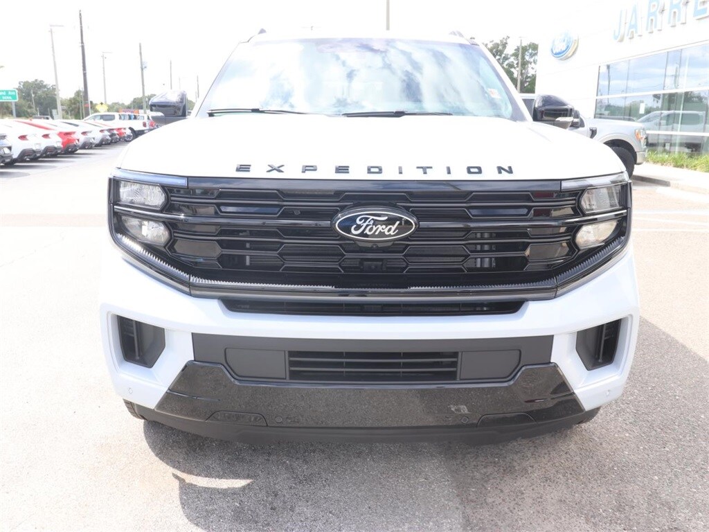 2025 Ford Expedition Platinum photo 4