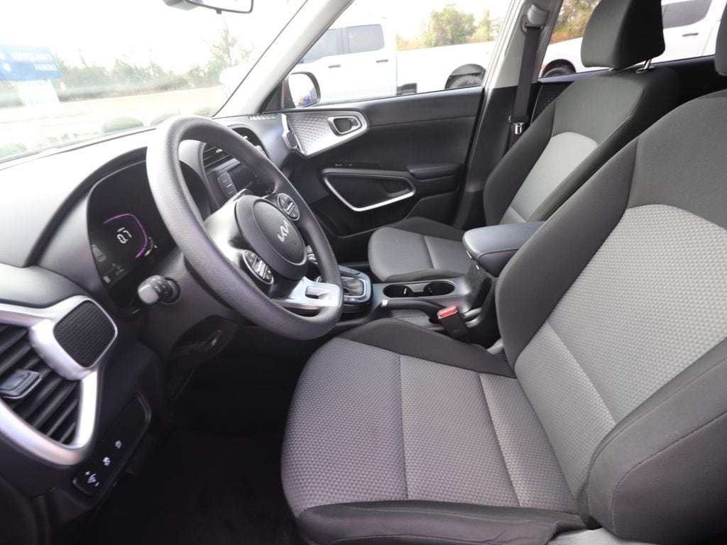 Certified 2025 Kia Soul LX Hatchback