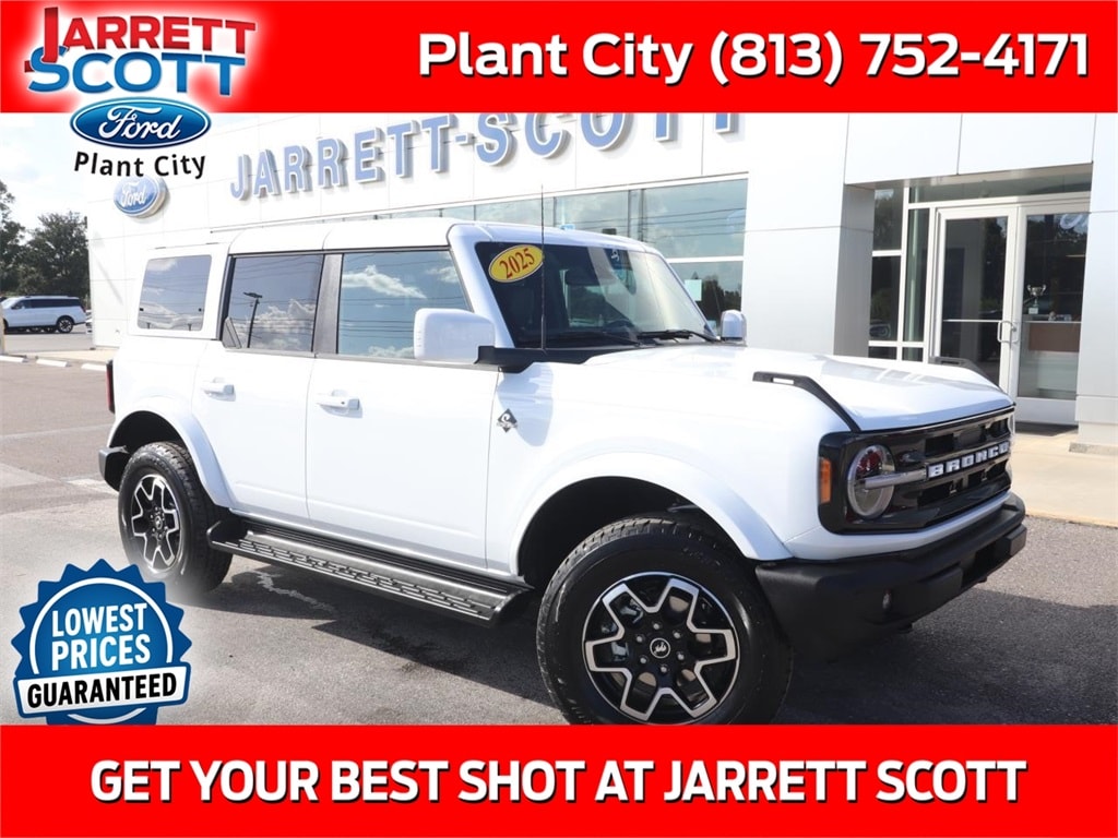 New 2025 Ford Bronco Outer Banks SUV