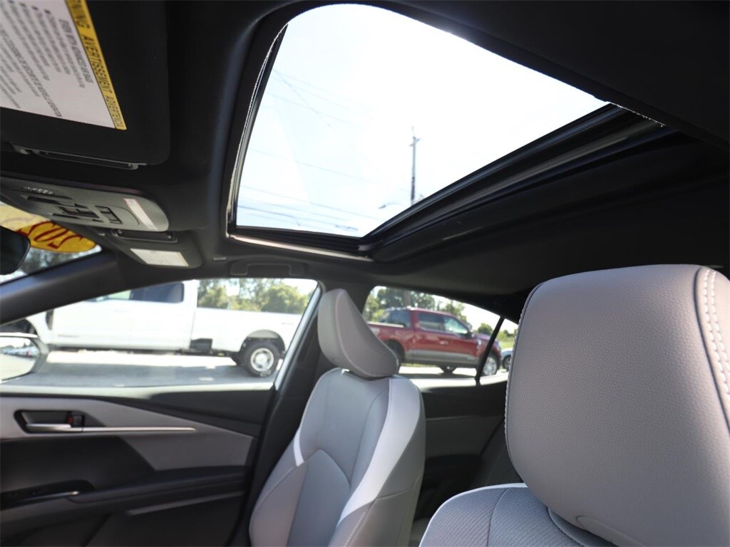 Certified 2025 Toyota Camry SE Sedan