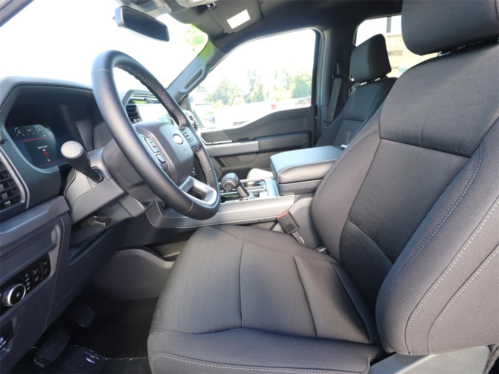 New 2025 Ford F-150 XLT Truck