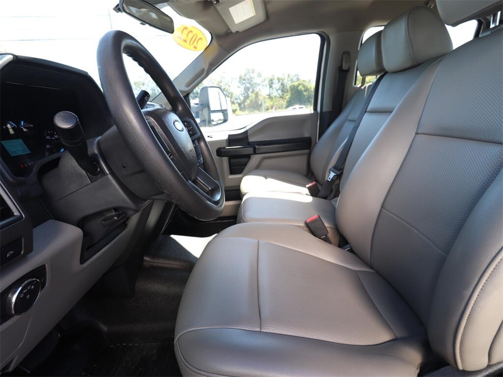 2022 Ford F-450 XL photo 2