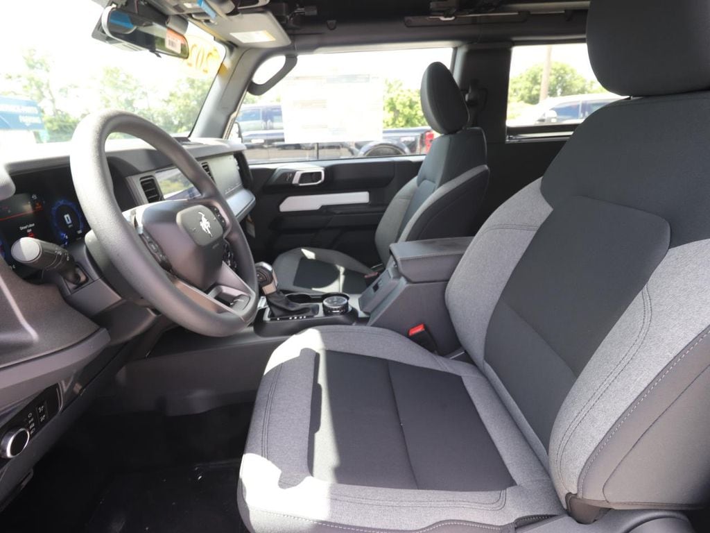 New 2026 Ford Bronco Base SUV