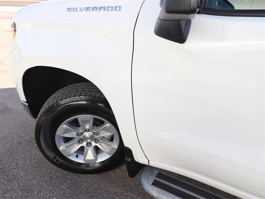 2024 Chevrolet Silverado 1500 Work Truck photo 2