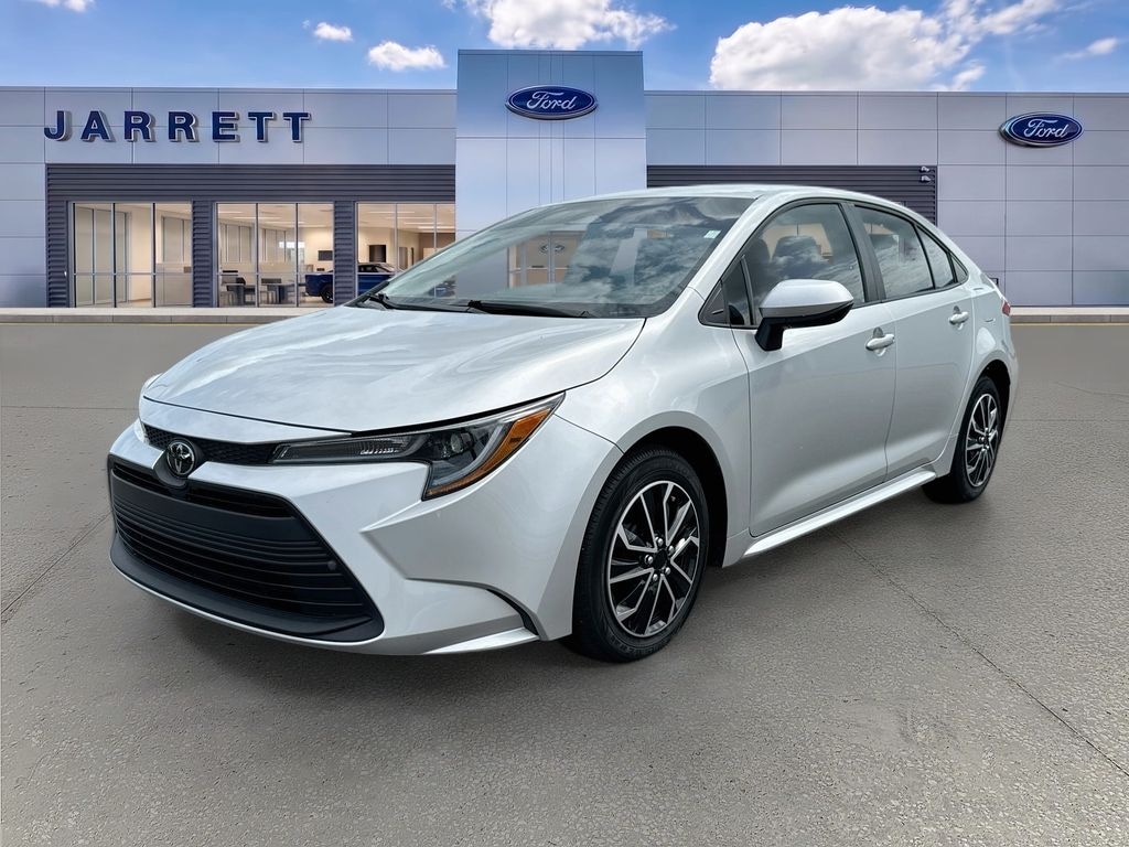 Certified 2023 Toyota Corolla LE Sedan