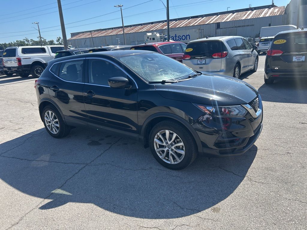 2022 Nissan Rogue Sport S FWD's photo